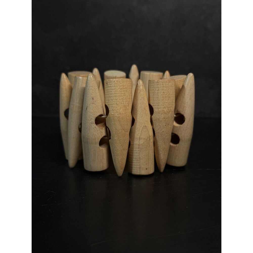 Vintage Wood Stretch Bracelet Size 8 Height 2.2"
